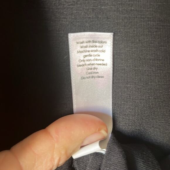 Athleta Black Crewneck Tank Top Lagen look Clean Girl Neutral Gym - Picture 5 of 6